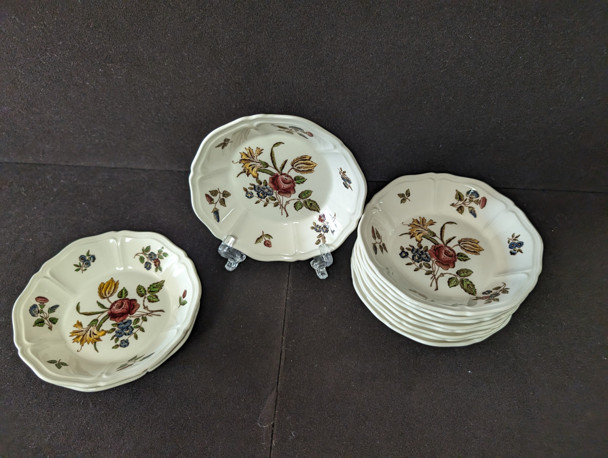 Wedgwood Queens Sprays Set of 11 Fruit Dessert Bowls, PA6421LL 