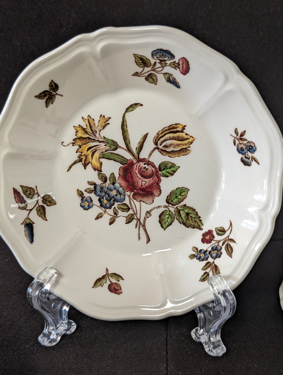 Wedgwood Queens Sprays Set of 11 Fruit Dessert Bowls, PA6421LL 